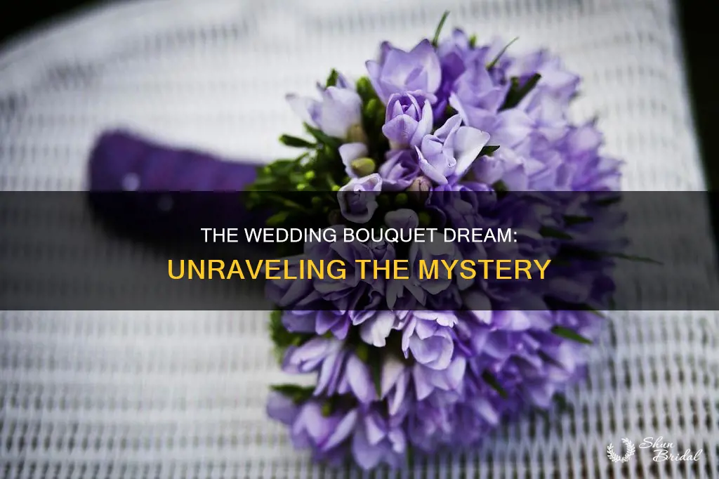 what does it mean to dream of a wedding bouquet