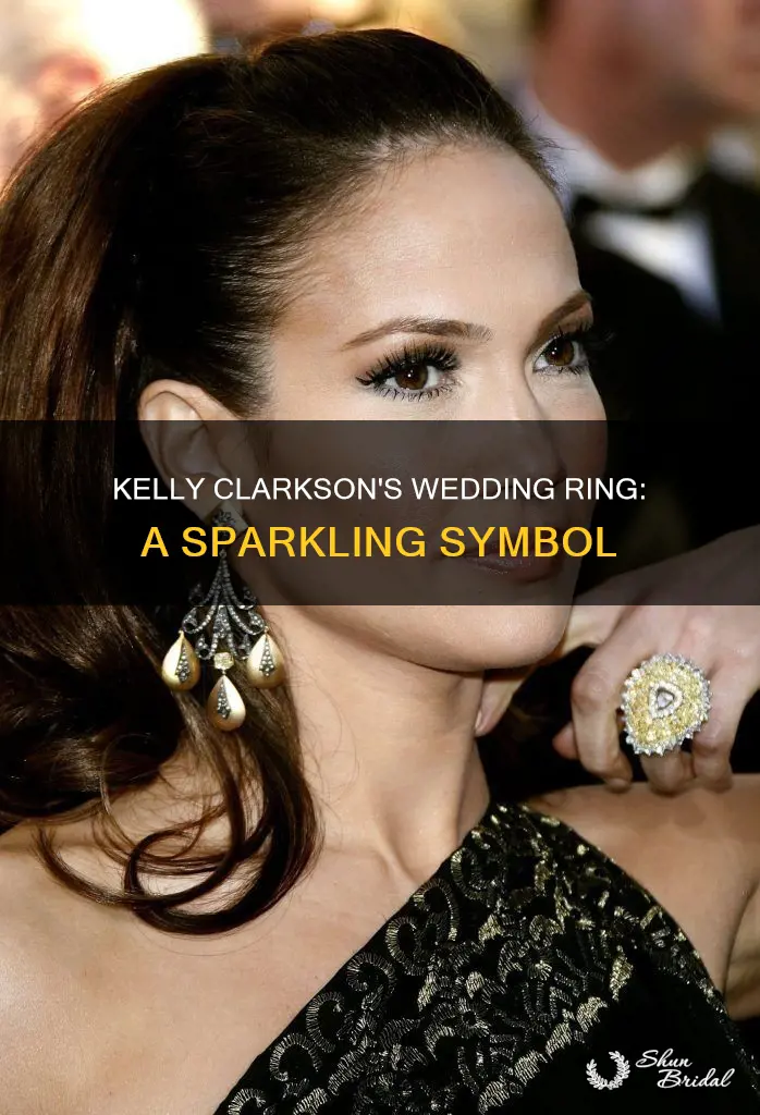 what does kelly clarkson