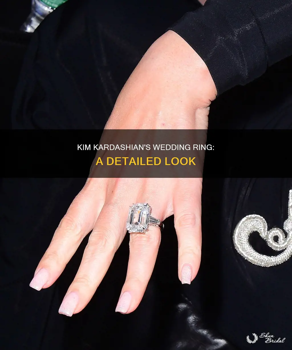 what does kim kardashian wedding ring look like