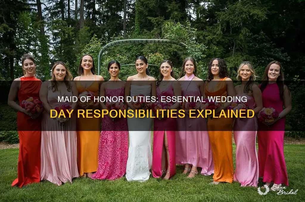 what does maid of honor do on wedding day