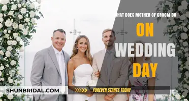 Mother of the Groom's Role: Wedding Day Duties and Traditions