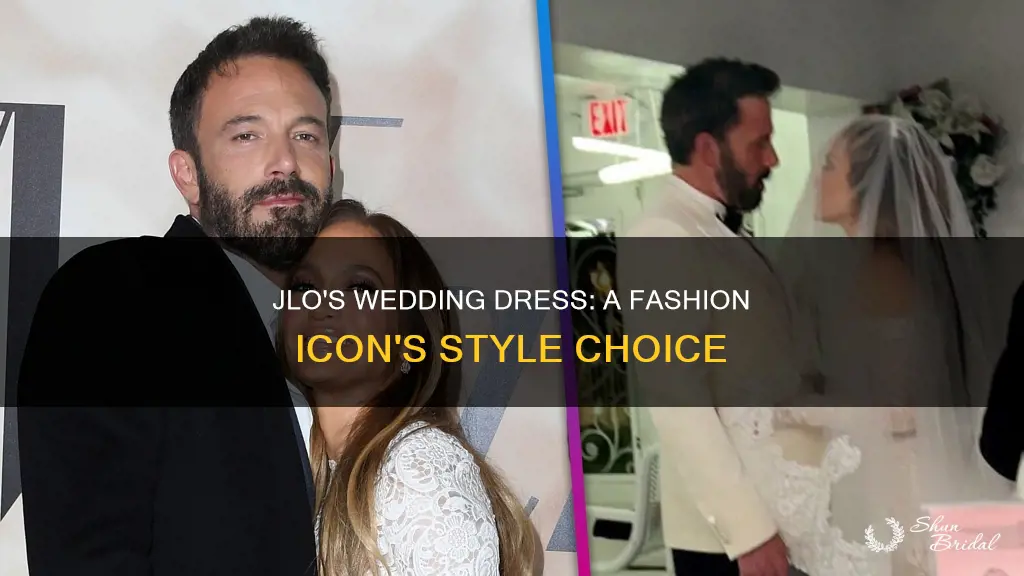 what dress did jlo wear at her wedding