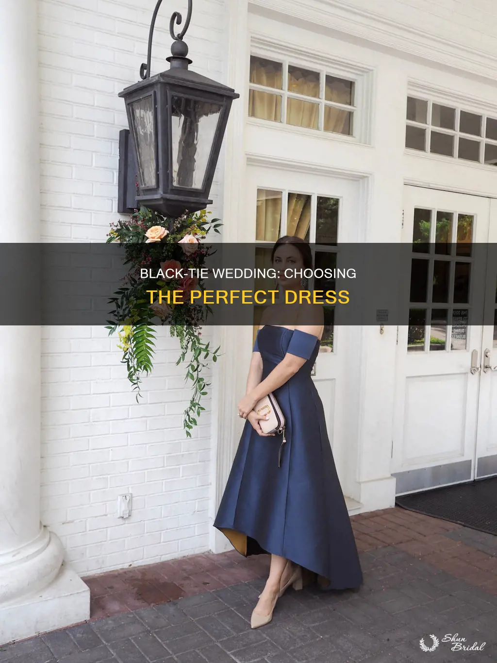 what dress do I wear to a black tie wedding