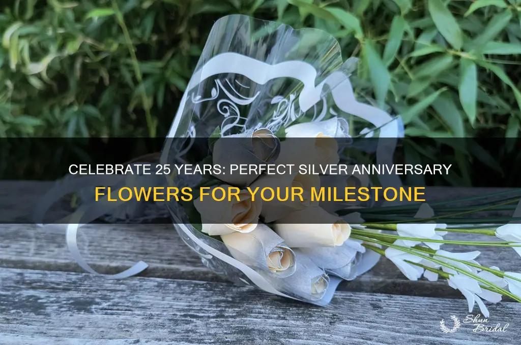 what flowers for silver wedding anniversary