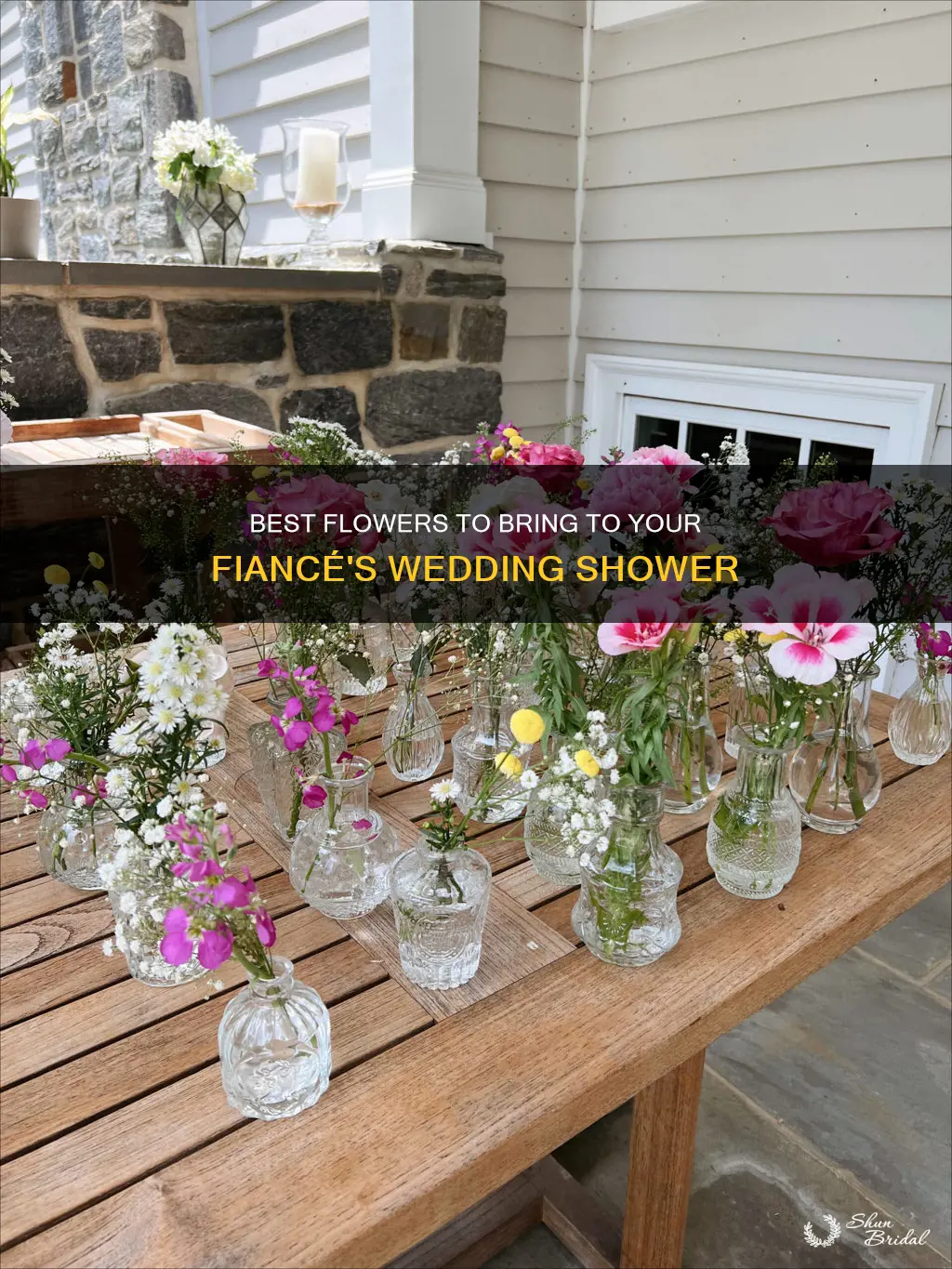 what flowers should I bring to my fiance wedding shower