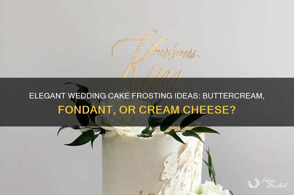 what frosting usually go on wedding cake