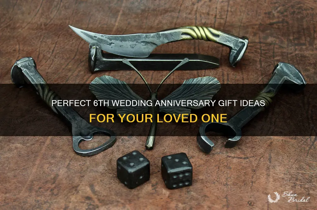 what gift for 6th wedding anniversary