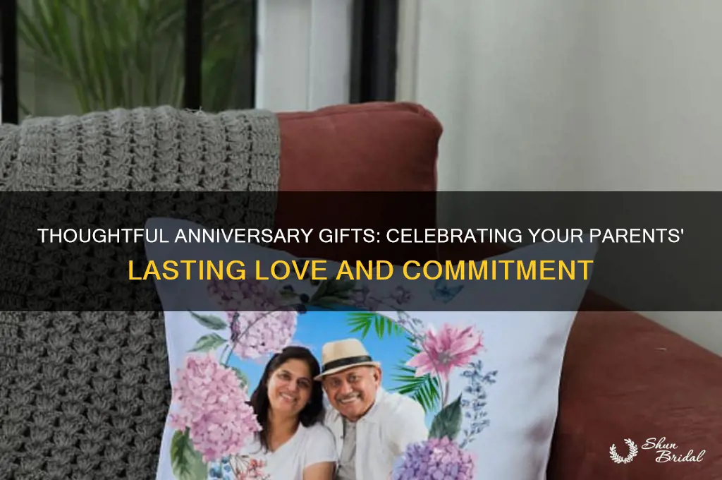 what gift to buy for parents wedding anniversary