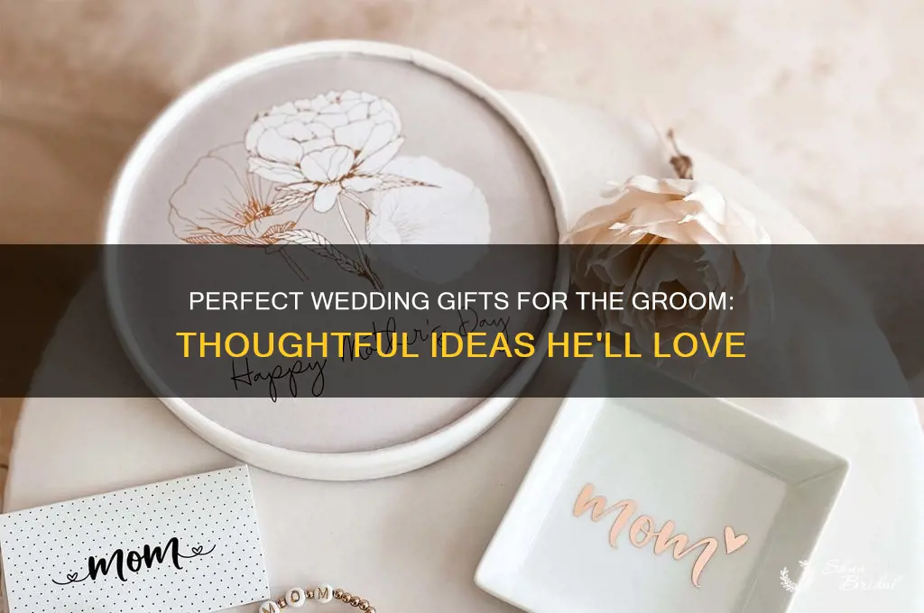 what gift to give a boy on his wedding
