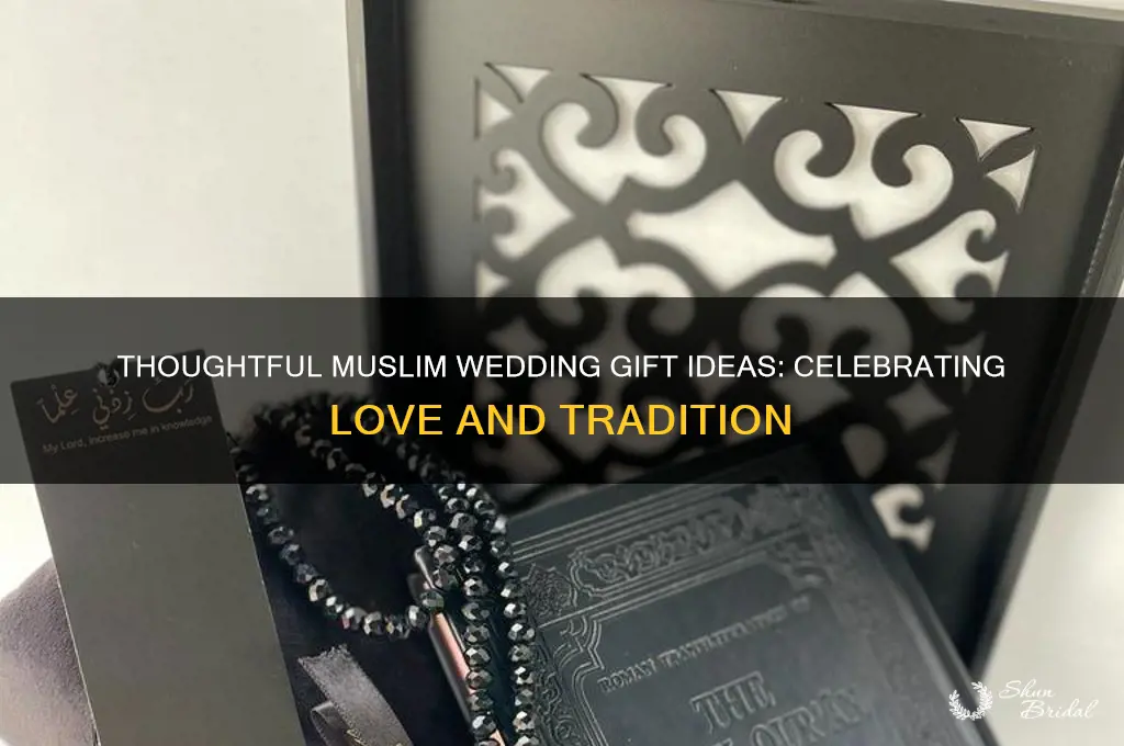 what gift to give at muslim wedding