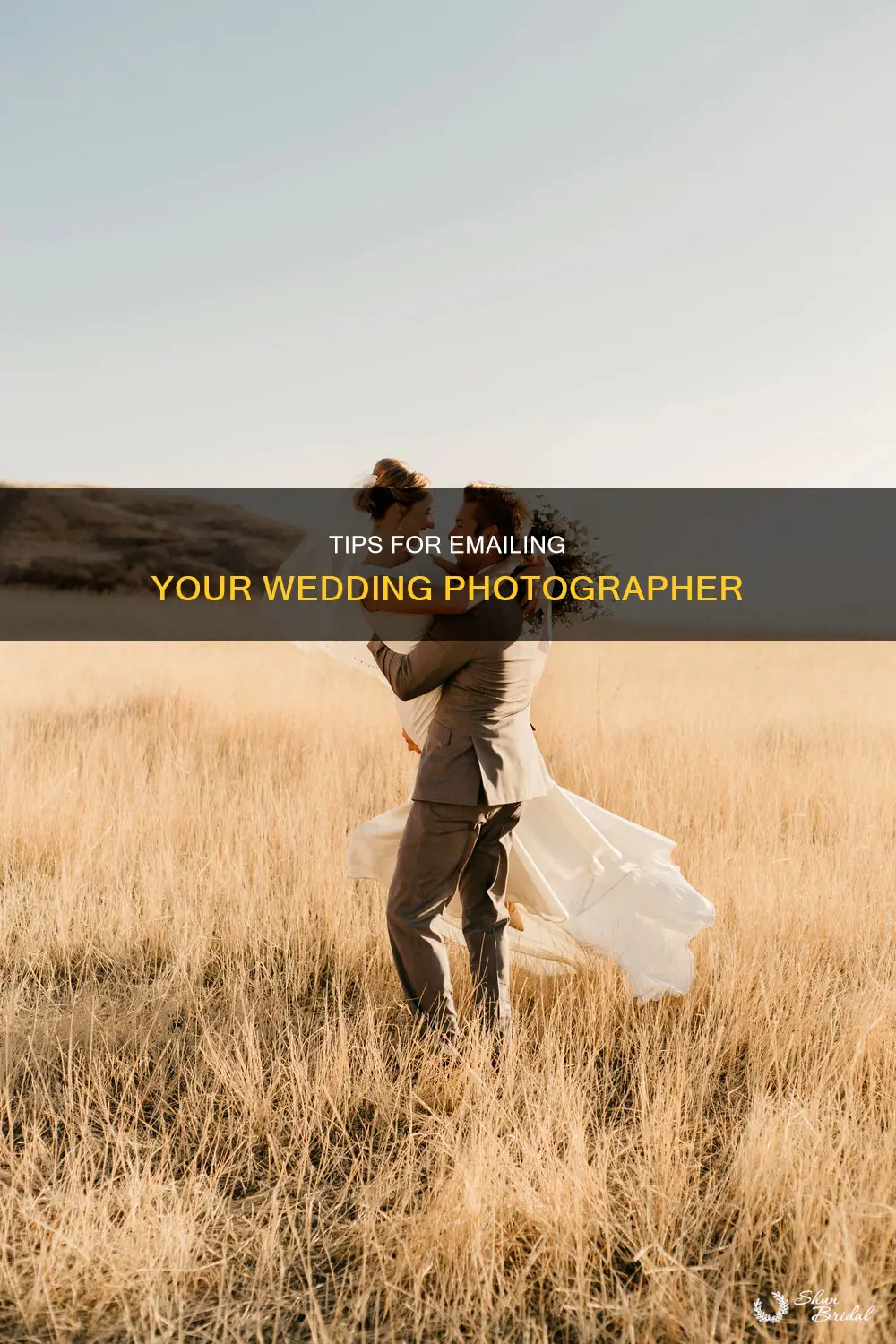 what goes in an email to wedding photographer