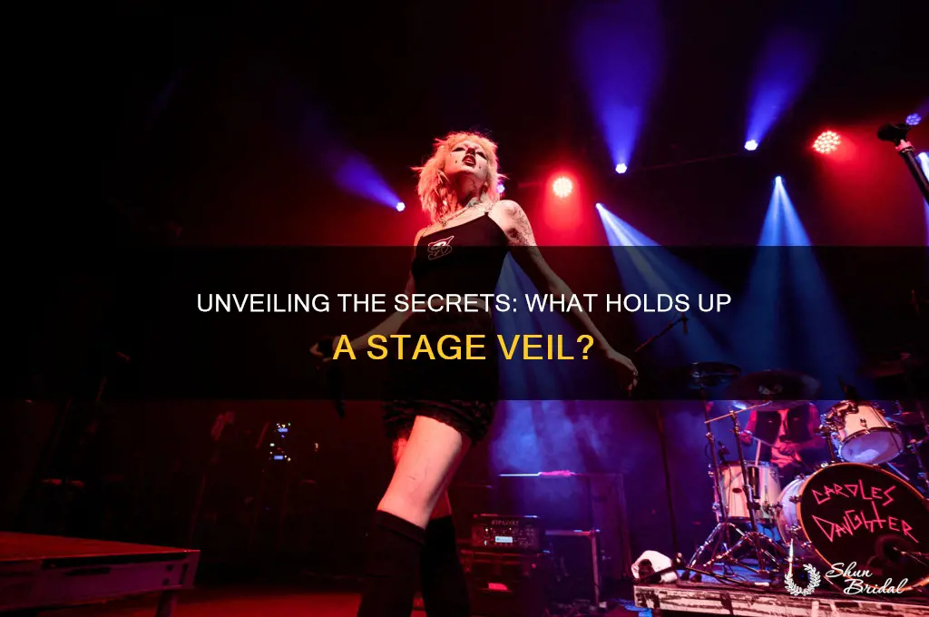 what holds up a stage veil