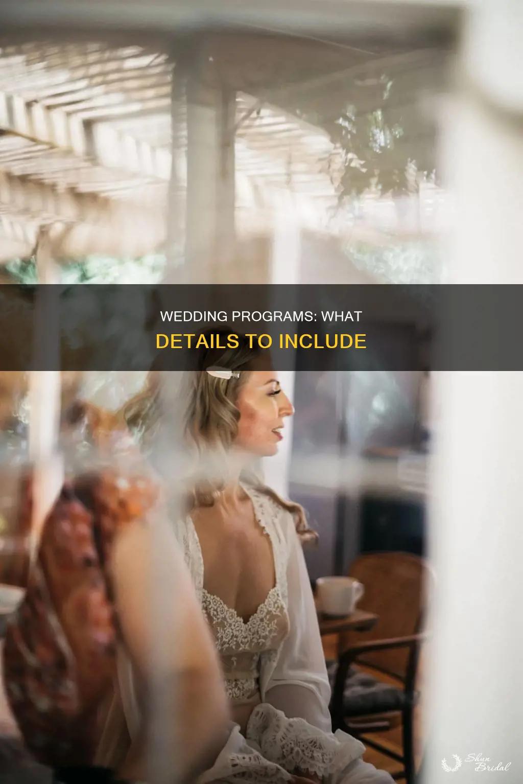 what information do you put on a wedding program