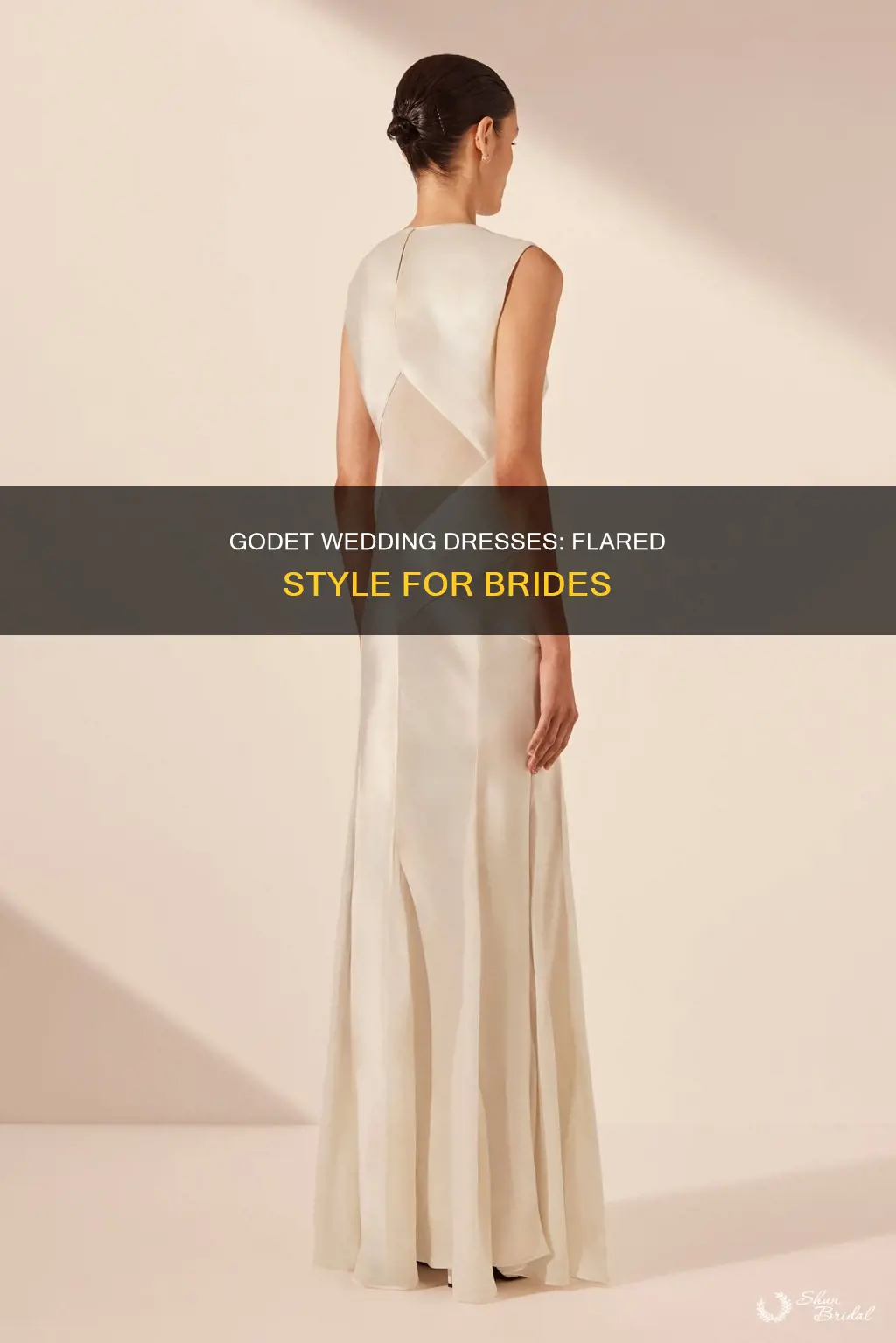 what is a godet wedding dress