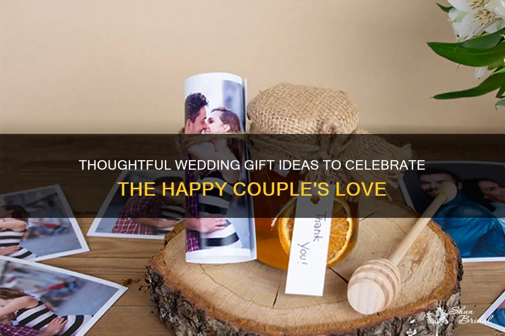 what is a nice wedding gift