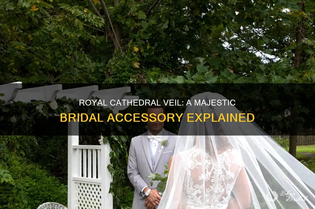 what is a royal cathedral veil