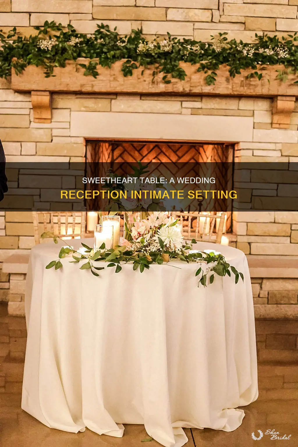 what is a sweetheart table at wedding reception