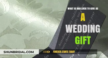 Avoiding Wedding Gift Taboos: What Brings Bad Luck to Newlyweds?