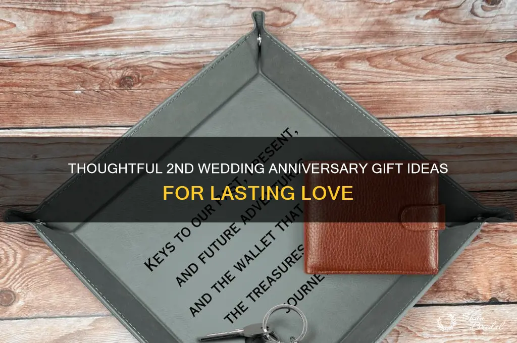 what is gift for 2nd wedding anniversary
