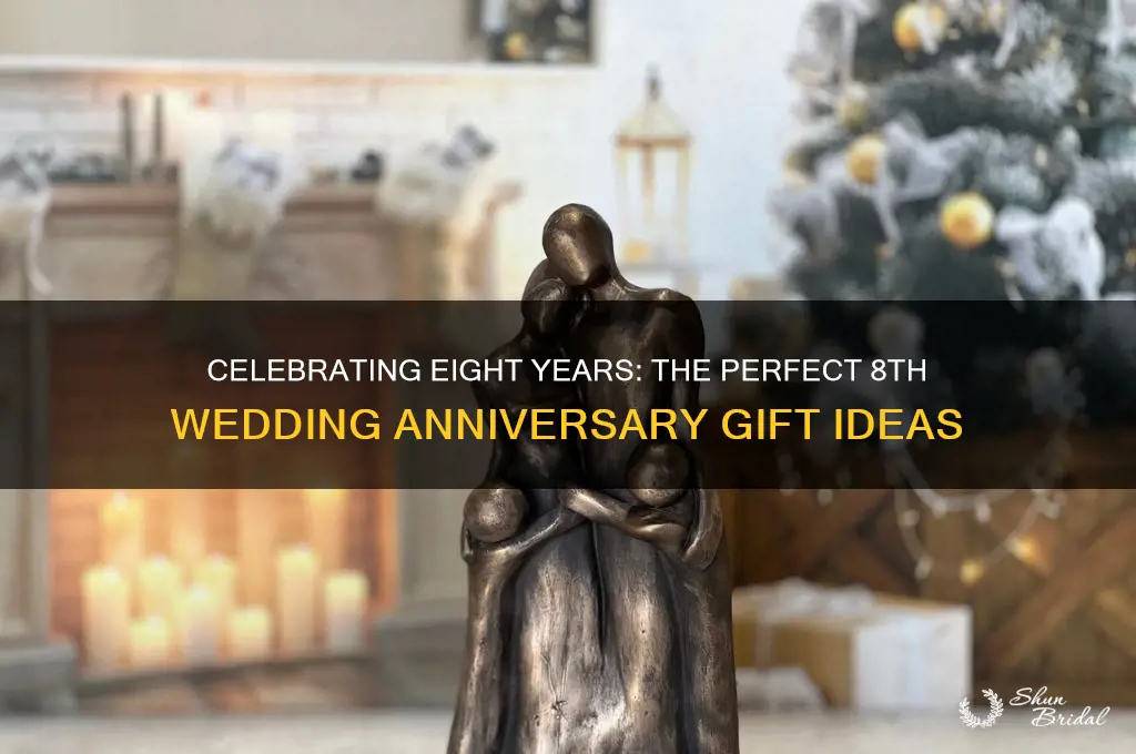 what is the 8 wedding anniversary gift