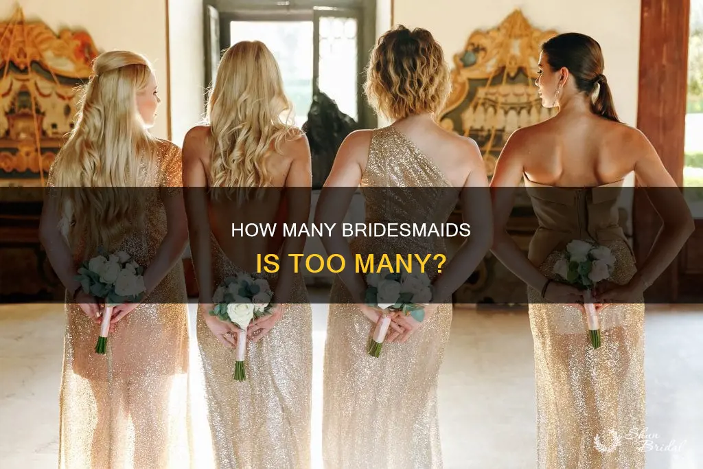 what is the average amount of bridesmaids in a wedding