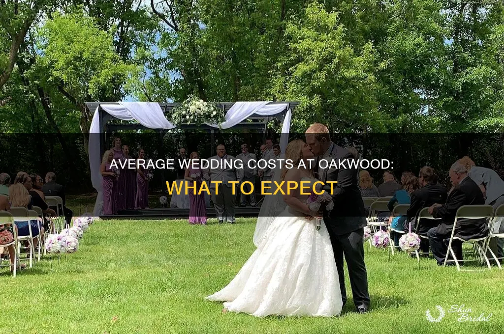 what is the average cost for a wedding at oakwood