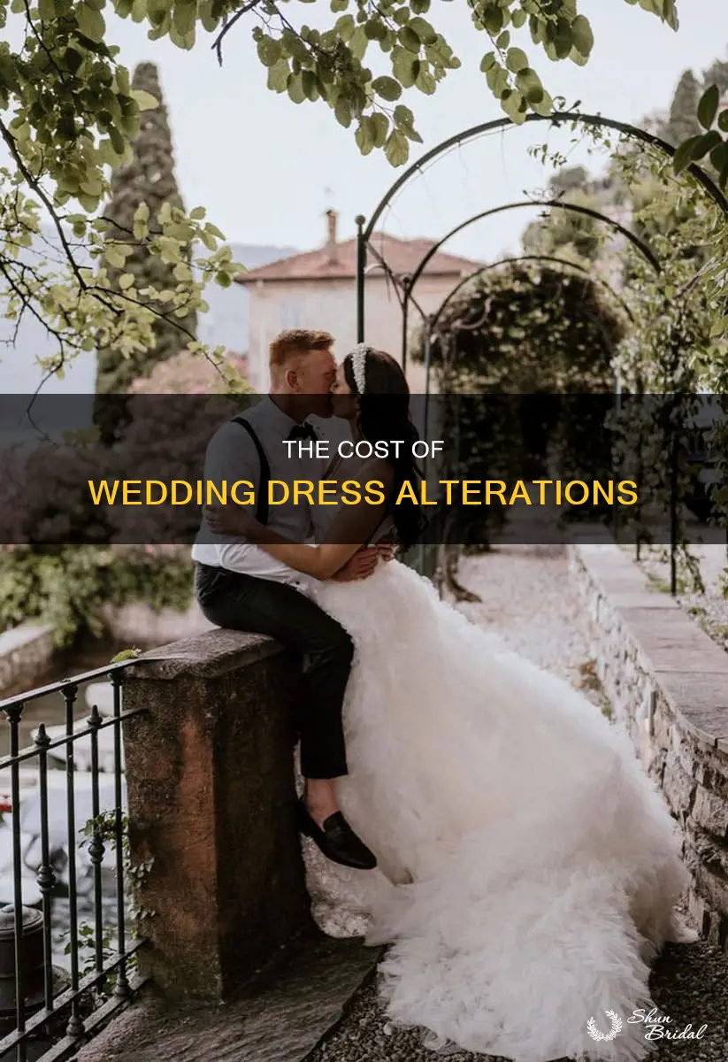 what is the average cost to alter a wedding dress