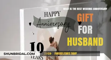 Thoughtful Wedding Anniversary Gift Ideas to Surprise Your Husband
