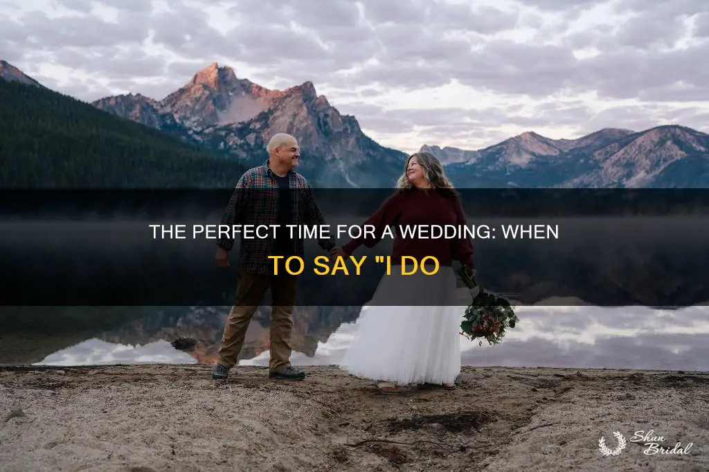 what is the beswt time for a wedding