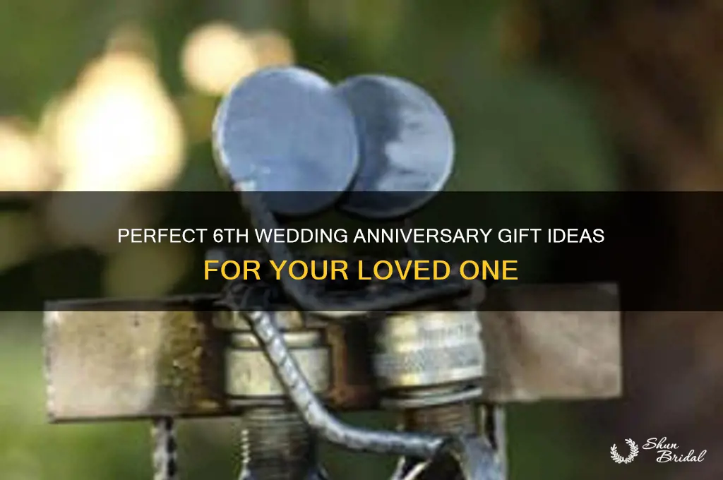 what is the gift for a 6th wedding anniversary