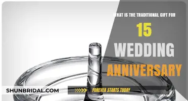Celebrating 15 Years of Marriage: The Traditional Crystal Anniversary Gift