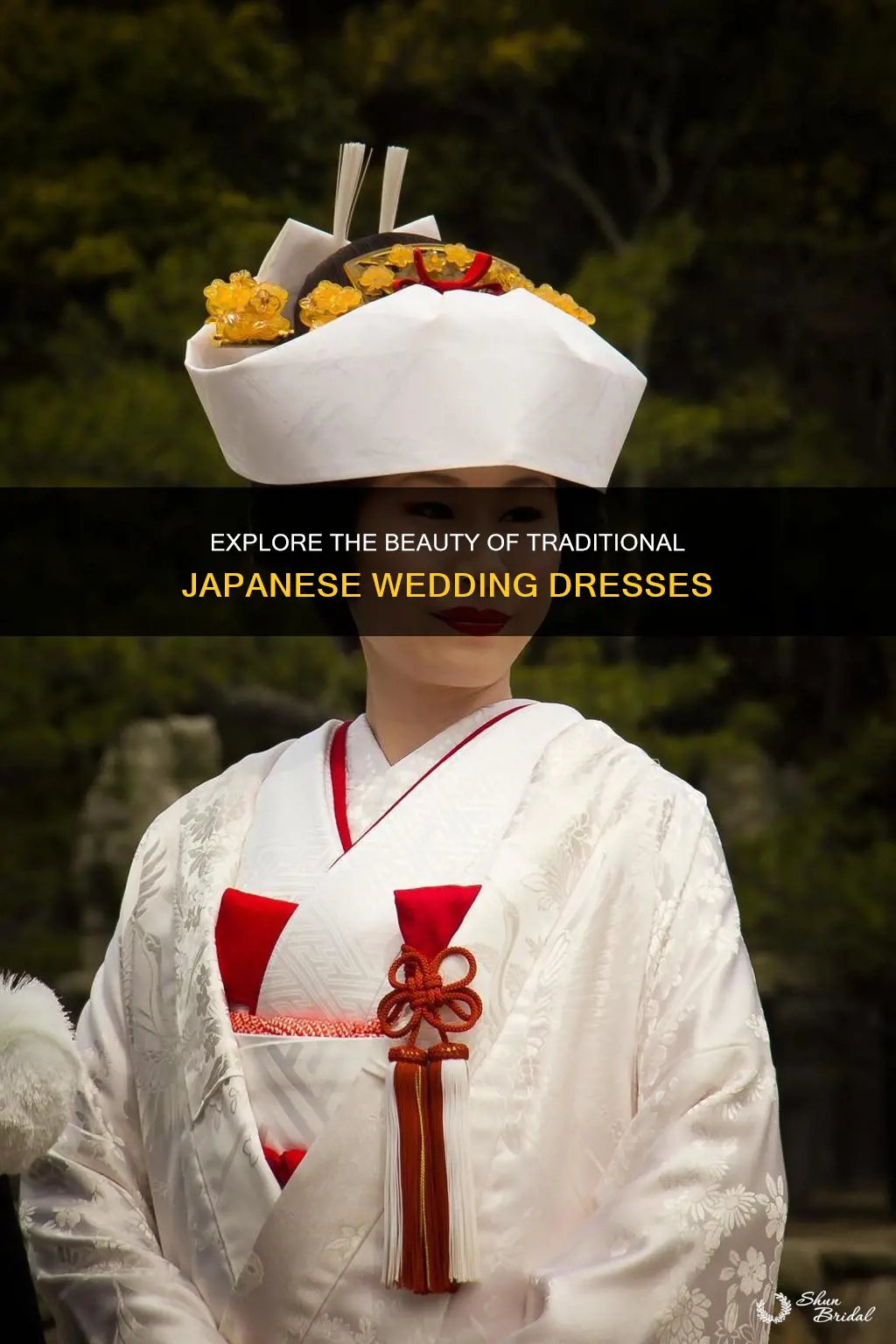 what is traditional japanese wedding dress called trackid sp-006