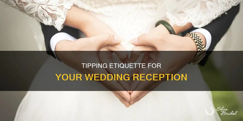 what is typical tipping at wedding reception