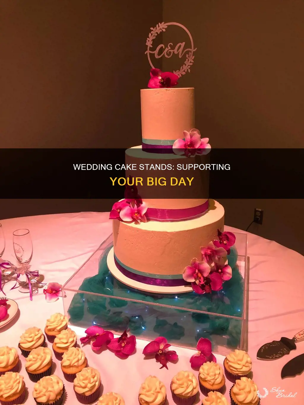 what is used to support wedding workpeices