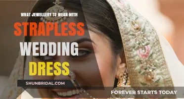 Strapless Wedding Dress: Choosing the Perfect Jewelry