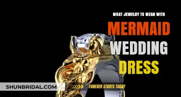 Mermaid Wedding Dress: Choosing the Perfect Jewelry