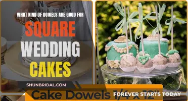 Choosing the Right Dowels for Your Square Wedding Cake