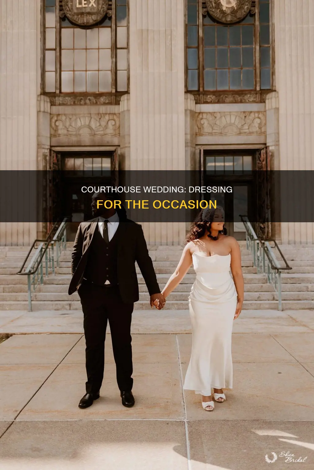what kind of dress to wear for a courthouse wedding