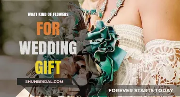 Choosing the Perfect Wedding Gift: A Guide to Thoughtful Flower Arrangements