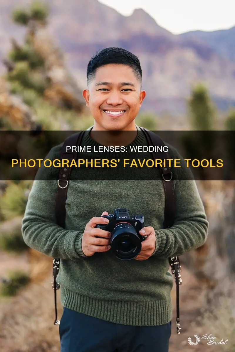 what lens do most wedding photographers use