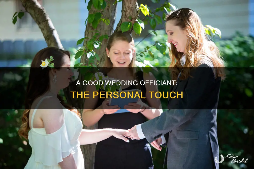 what makes a good wedding officiant