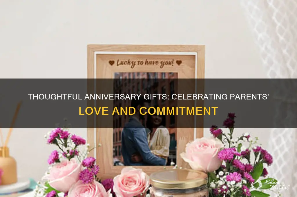 what present for parents wedding anniversary