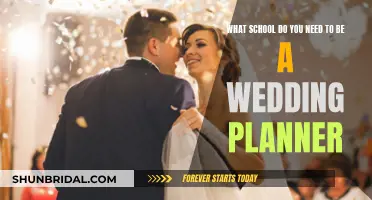 Best Schools to Become a Wedding Planner