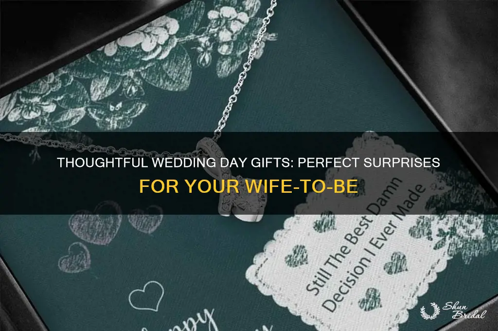 what should I get my wife on our wedding day