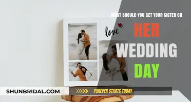 Thoughtful Wedding Day Gifts: Perfect Ideas for Your Sister's Big Day