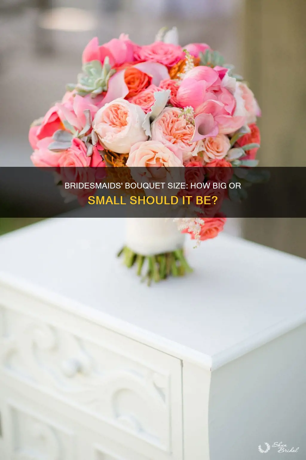 what size bouquet for bridesmaids