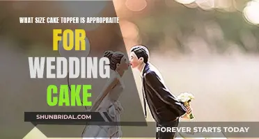 Choosing the Right Size for Your Wedding Cake Topper