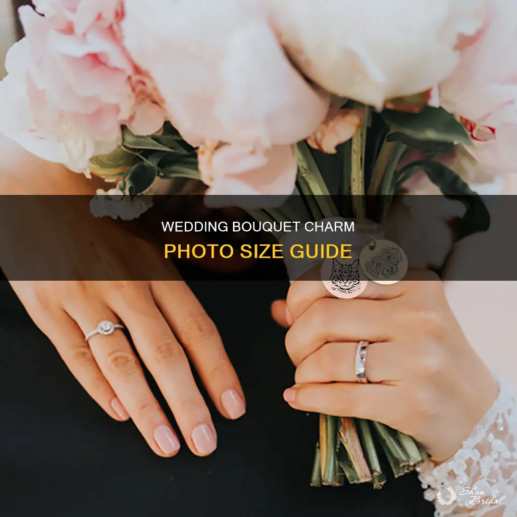what size photo goes into a wedding boquet charm