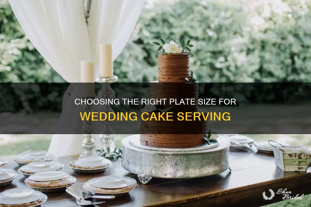 what size plate should I use for serving wedding cake