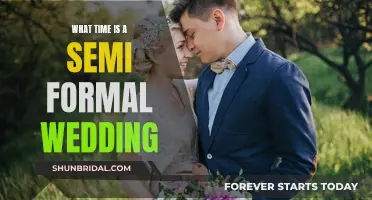 Evening Semi-Formal Wedding: What Time Should You Say "I Do"?